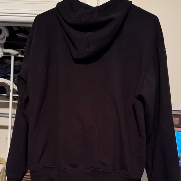 GAP Classic Black Pullover Hoodie - Picture 6 of 6